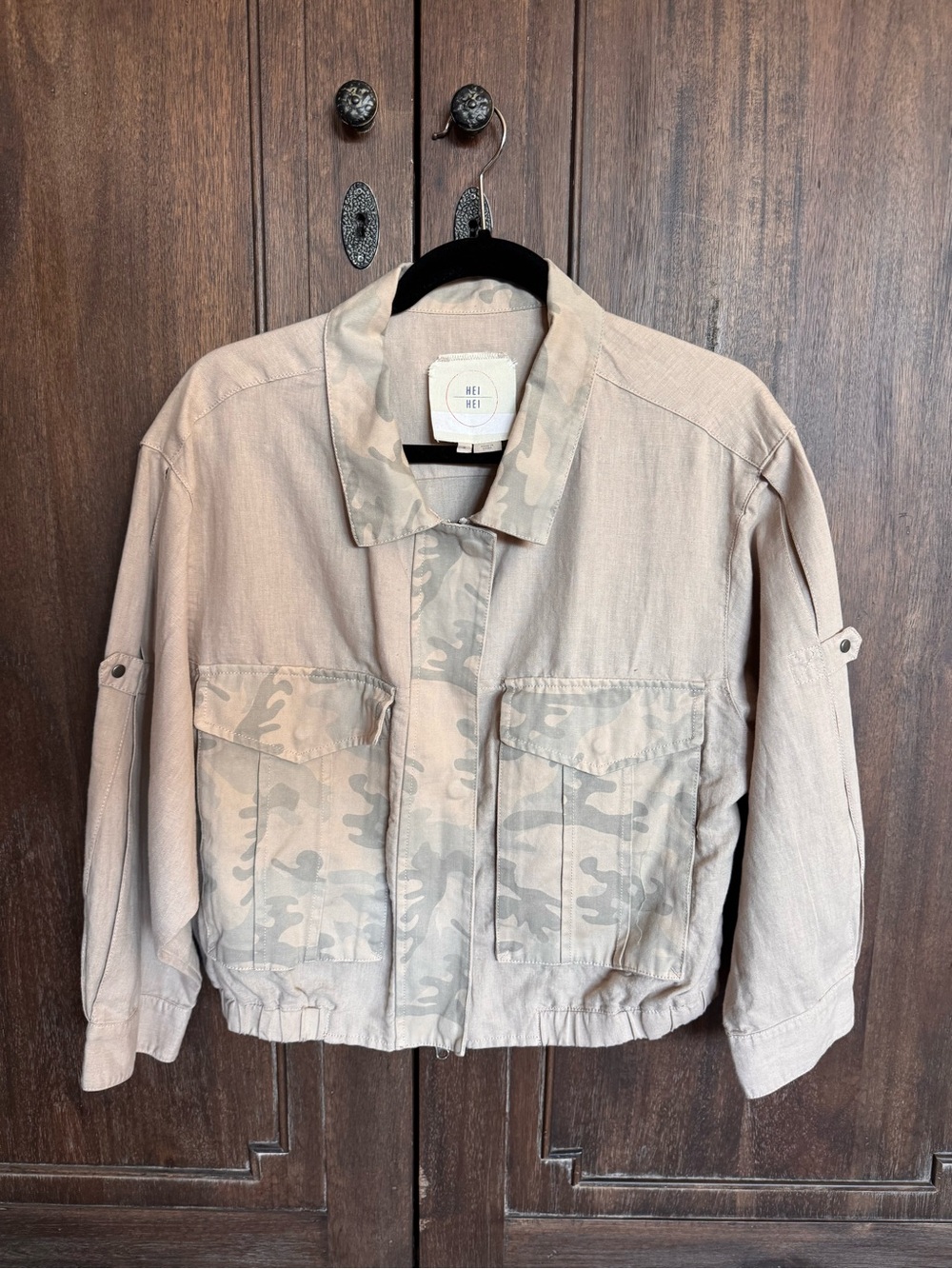 Women’s Beige/Blush Camo Utility Jacket